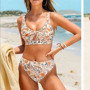 CUPSHE Elodie Ditsy Floral Bikini